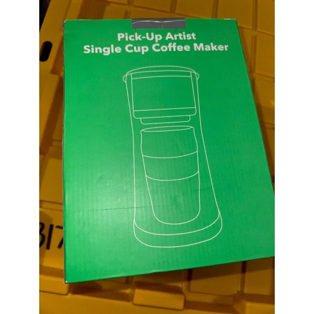 Single cup coffee maker new in box B16
